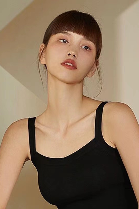模特芮蓝